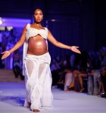 shutterstock_editorial_Di_Petsa_Catwalk_London_Fashi_17161673ao.jpg